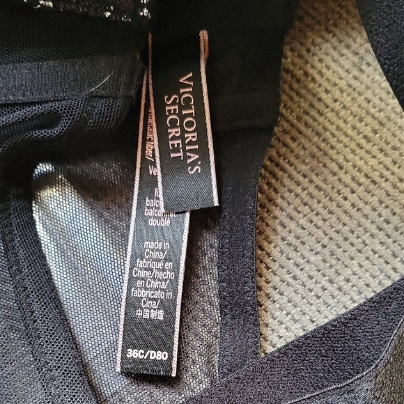 Victoria's Secret Black Embellished Bra Size 36C - Picture 12 of 16